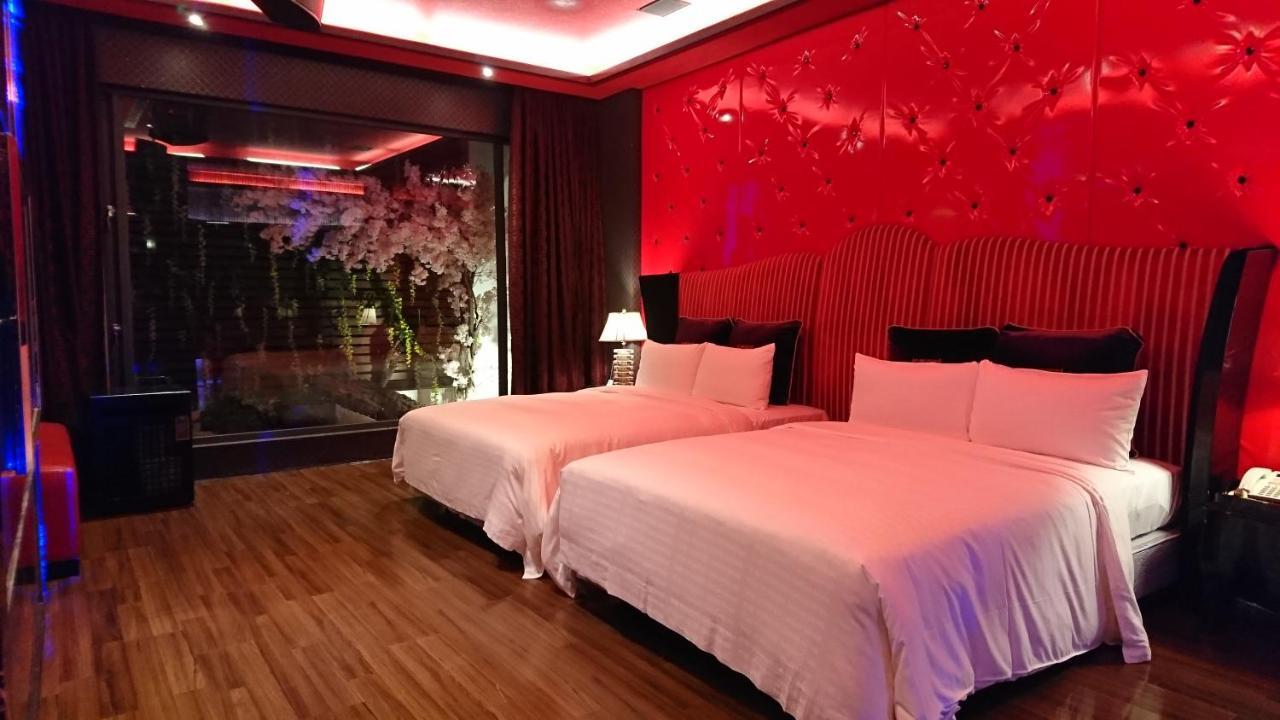 The Yorker Deluxe Motel Taoyuan Extérieur photo
